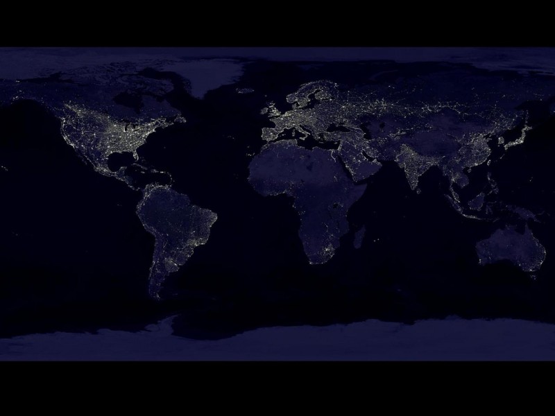 点击大图看下一张：地球卫星图片