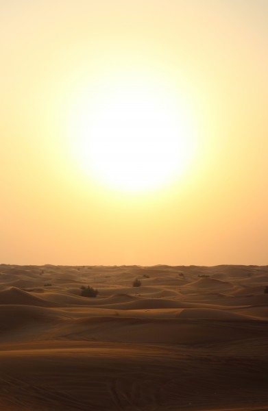 点击大图看下一张：沙漠图片