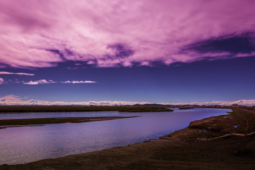 点击大图看下一张:若尔盖草原风光图片