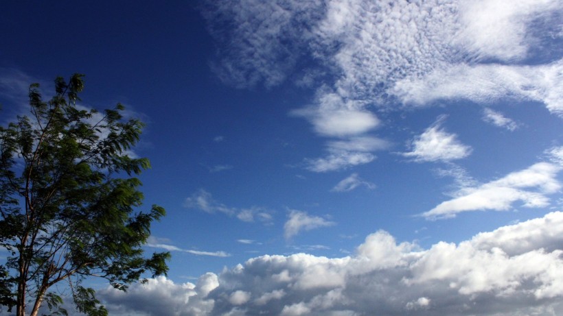 点击大图看下一张：天空云层云海风景图片
