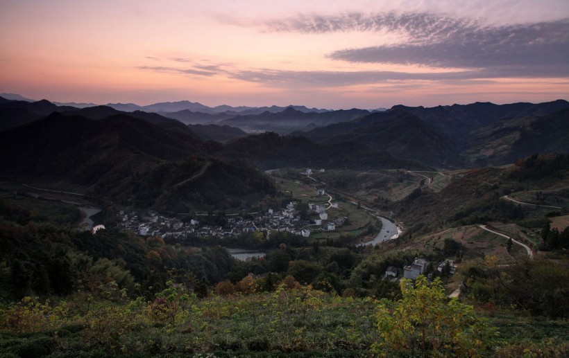 点击大图看下一张：浙西风景图片