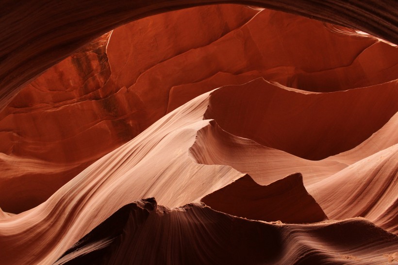 点击大图看下一张：鬼斧神工的峡谷图片