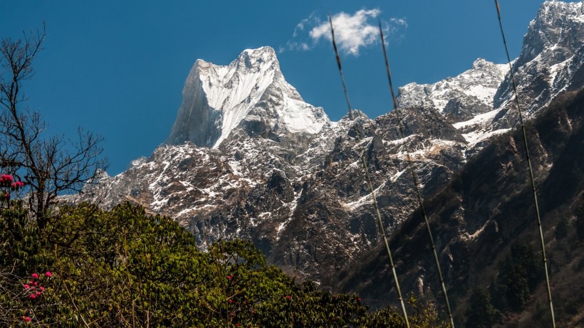 点击大图看下一张：喜马拉雅山脉图片