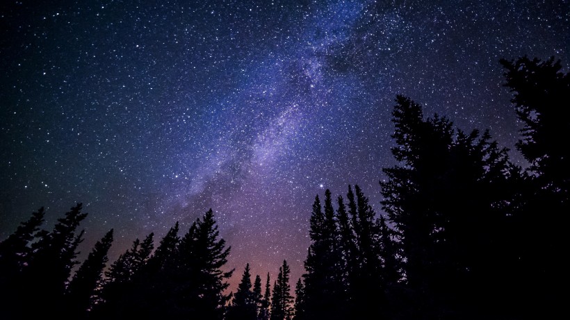 点击大图看下一张：浩瀚的星空银河风景图片