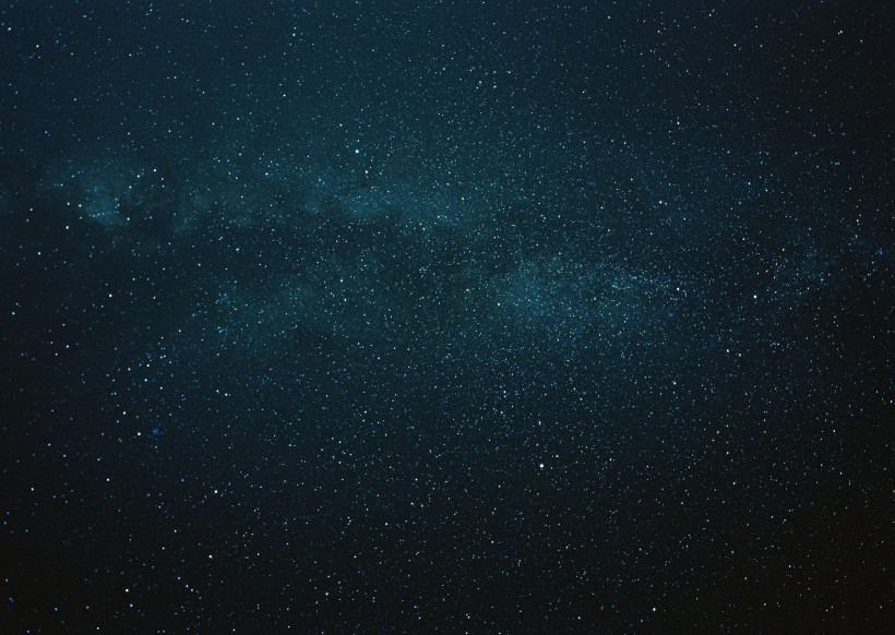 点击大图看下一张：布满星星的天空图片