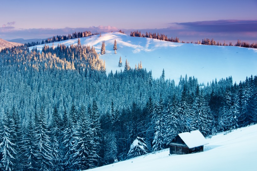 点击大图看下一张：雪山上的夕阳景观图片