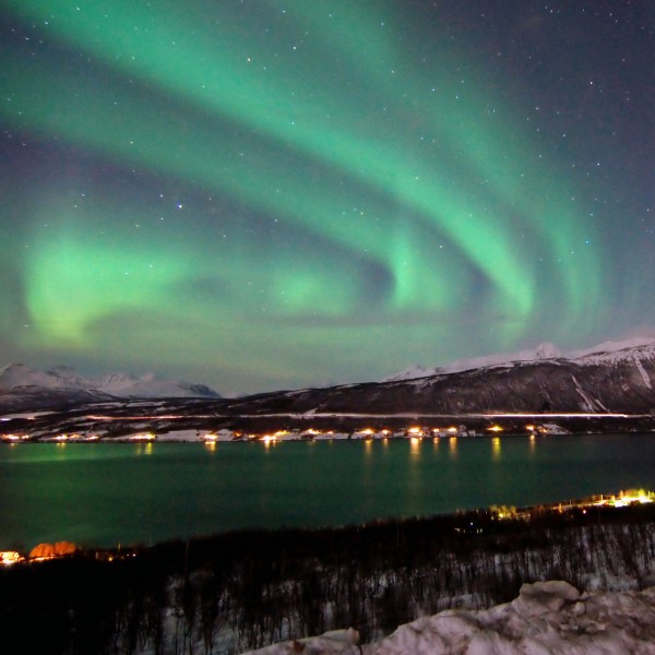 点击大图看下一张：自然奇观北极光图片