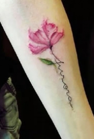 适合小臂上的小清新唯美花朵纹身图案