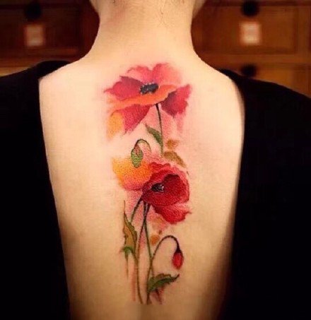 点击大图看下一张：18张适合女士的红色小清新花朵纹身图案