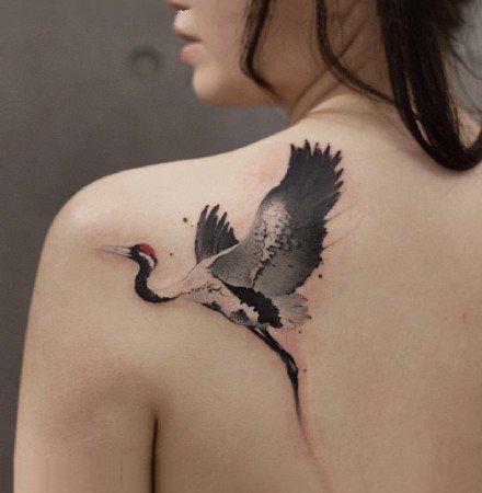 点击大图看下一张：传统风的一组水墨仙鹤的纹身图案