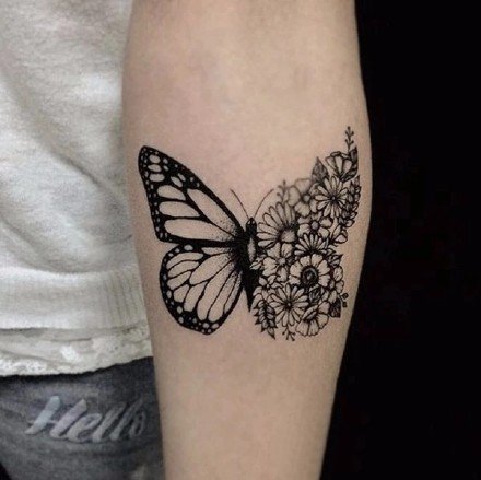 点击大图看下一张：黑灰蝴蝶：一组创意的黑灰色蝴蝶纹身作品