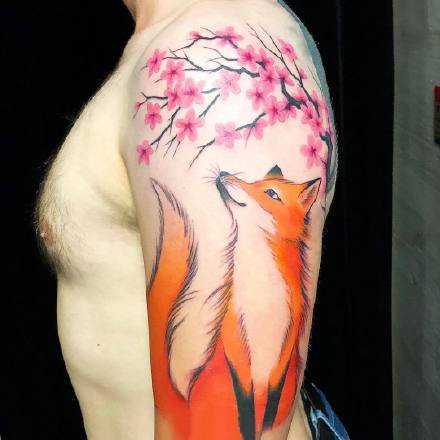 点击大图看下一张：一组创意狐狸的水彩等纹身图案