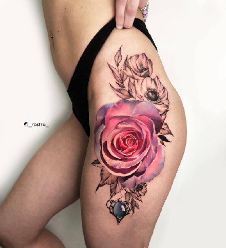 点击大图看下一张：9张娇艳欲滴的的大红玫瑰纹身图案