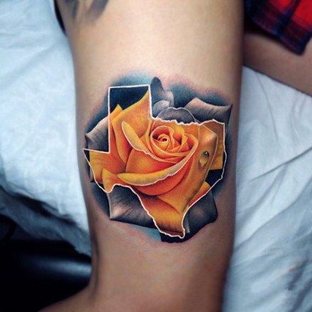点击大图看下一张：艳丽的一组3d玫瑰花朵创意纹身图案