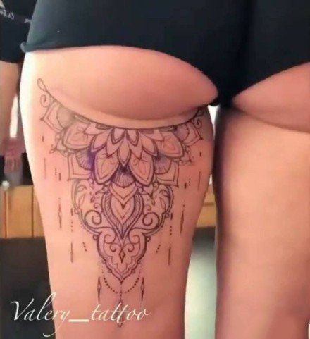 点击大图看下一张：性感的女生美腿蕾丝腿环纹身图案