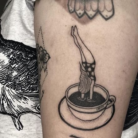 点击大图看下一张：27张咖啡主题的纹身图案欣赏