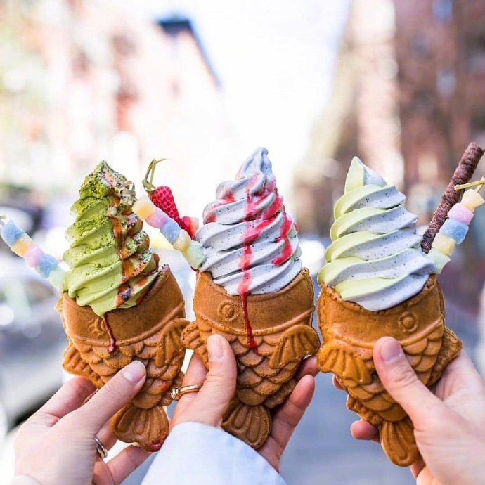 点击大图看下一张：火遍纽约的鲷鱼饼冰淇淋图片欣赏