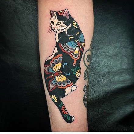 点击大图看下一张：9张日式风格的纹身大猫图案