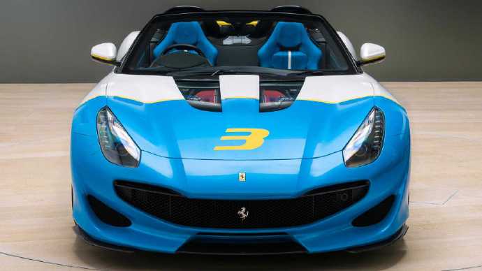 点击大图看下一张：法拉利Ferrari SP3JC车身配色为蓝色白色黄色