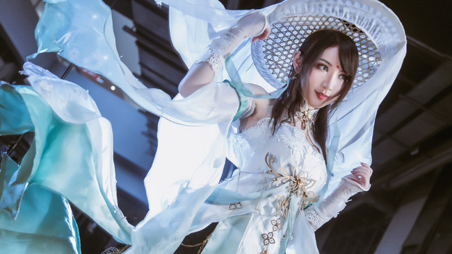 点击大图看下一张：大长腿古风美女cosplay逆水寒游戏图片