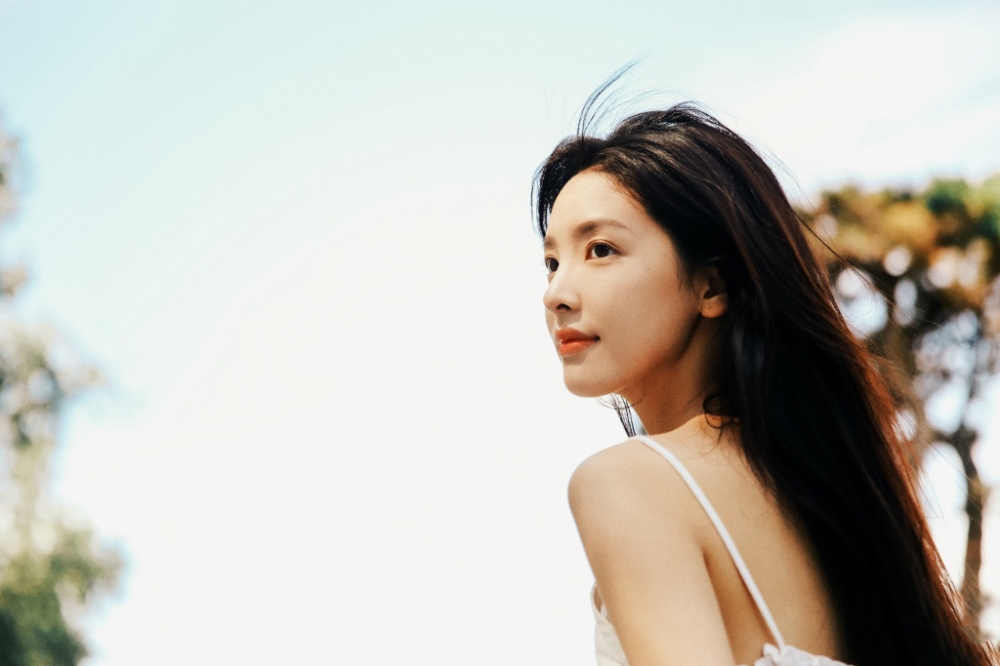 点击大图看下一张：宝藏女孩章若楠高清图片