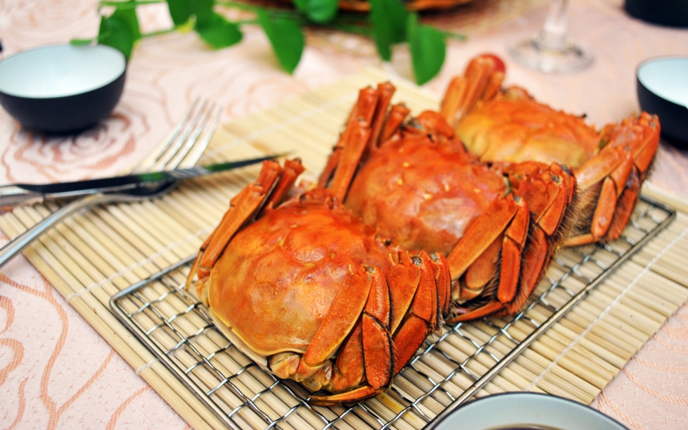 点击大图看下一张：一组美味阳海鲜澄湖大闸蟹图片