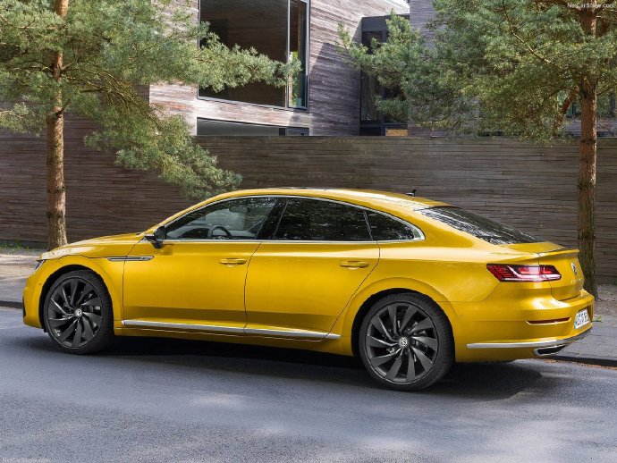 点击大图看下一张：一组帅气的红色大众Volkswagen Arteon R-Line