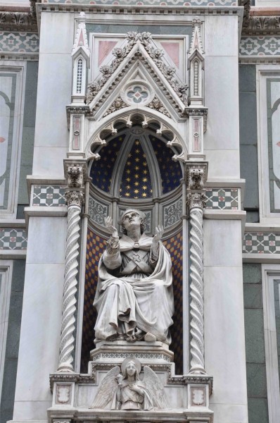 点击大图看下一张：壮观的佛罗伦萨圣母百花大教堂图片