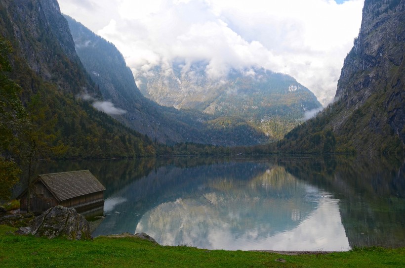 点击大图看下一张：德国国王湖内湖风景图片