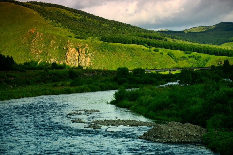 点击大图看下一张：内蒙古阿尔山国家森林公园风景图片