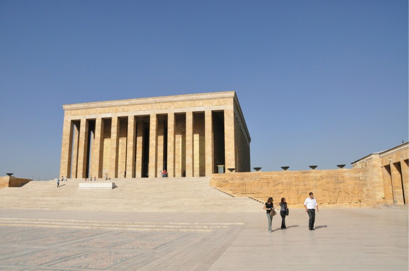 点击大图看下一张：土耳其安塔利亚考古博物馆风景图片