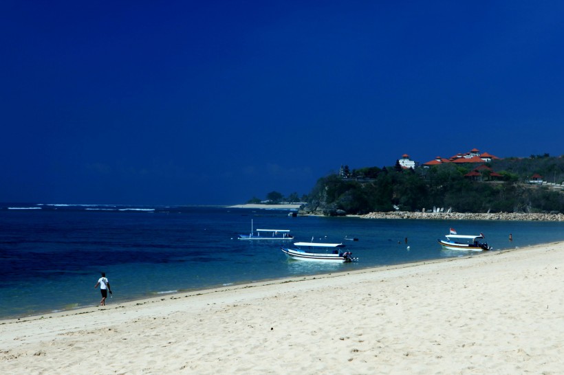 点击大图看下一张：巴厘岛风景图片