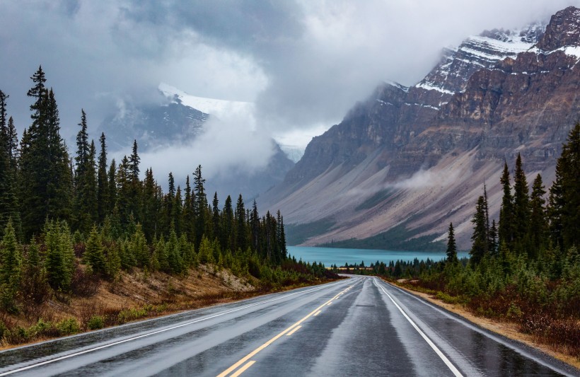 点击大图看下一张：加拿大班芙国家公园图片