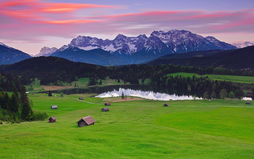 点击大图看下一张：德国巴伐利亚风景图片