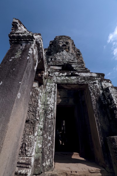 点击大图看下一张：柬埔寨巴戎寺风景图片
