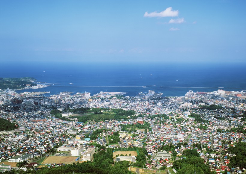点击大图看下一张：北海道风光图片