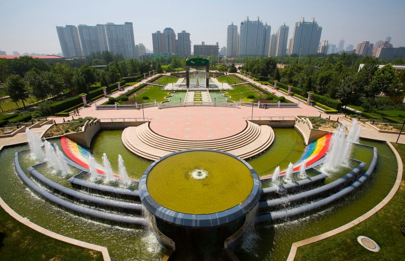 点击大图看下一张：北京朝阳公园图片