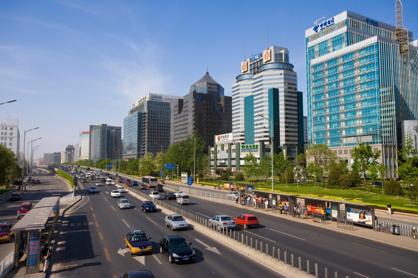 点击大图看下一张：北京西二环金融街图片
