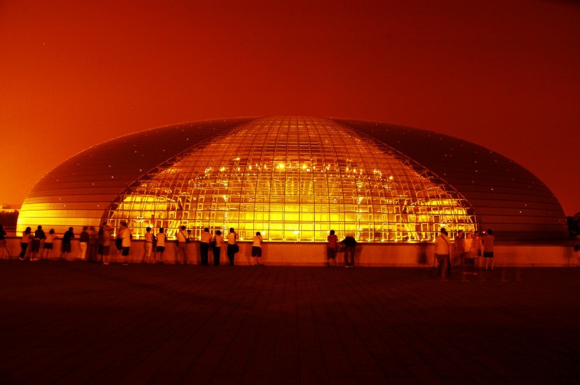 点击大图看下一张：北京绚丽夜景图片