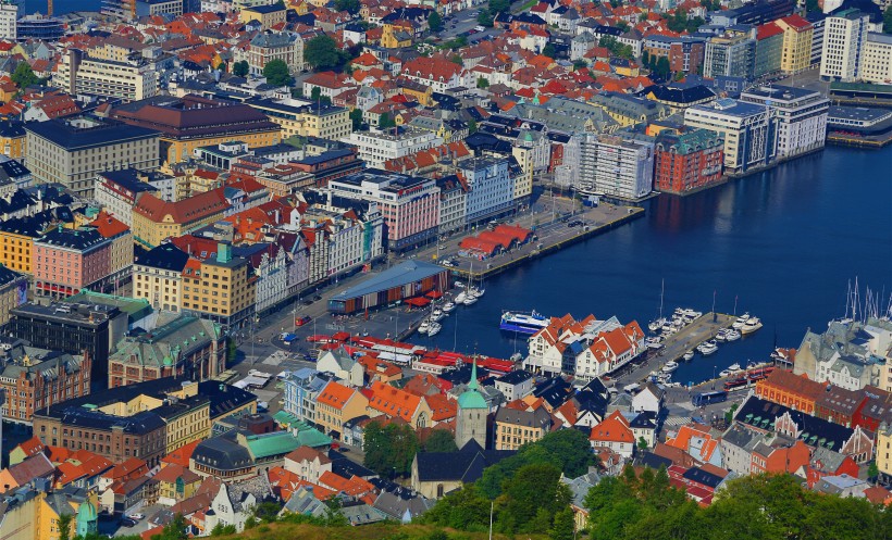 点击大图看下一张:挪威卑尔根风景图片