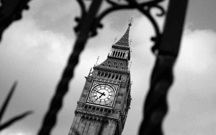 点击大图看下一张：美丽的伦敦大本钟图片