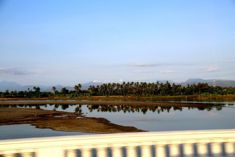 点击大图看下一张：菲律宾长滩岛风景图片