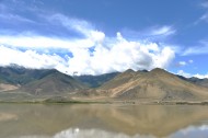 西藏雅鲁藏布江风景图片_7张