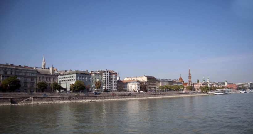 点击大图看下一张：匈牙利首都布达佩斯风景图片