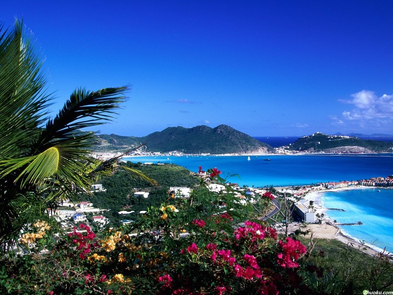 点击大图看下一张：加勒比海风景图片