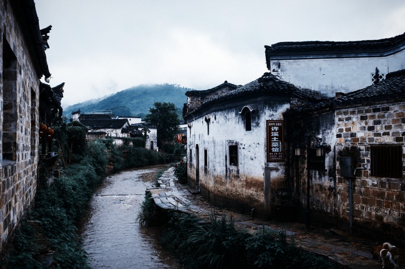 点击大图看下一张：安徽查济古村风景图片