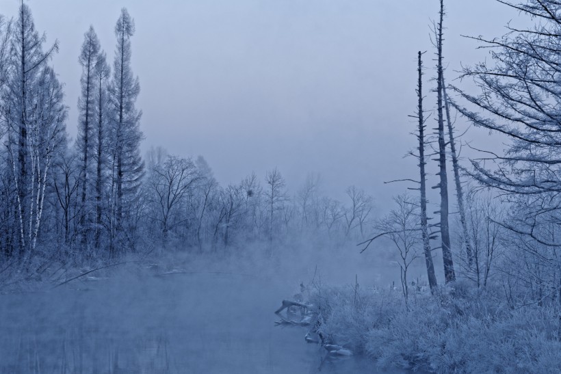 点击大图看下一张：吉林长白山冬天景色图片