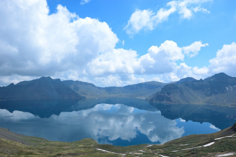 点击大图看下一张：吉林长白山自然风景图片