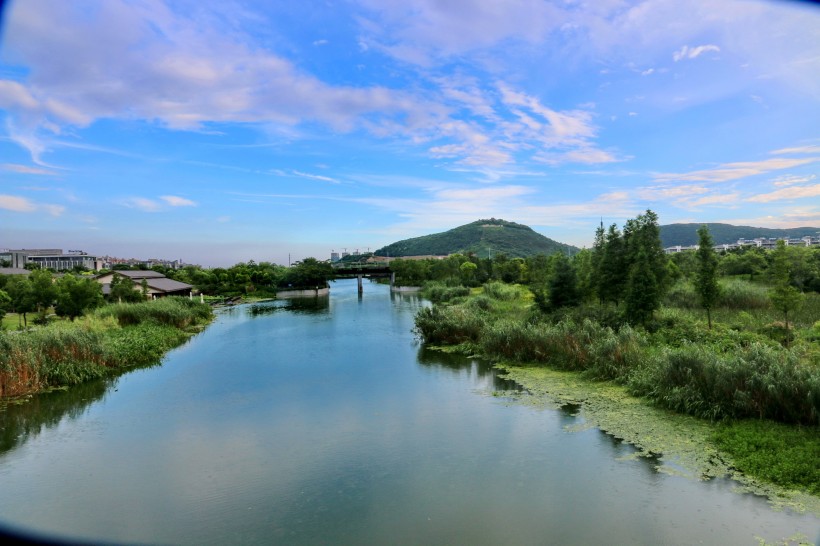 点击大图看下一张：江苏无锡长广溪国家湿地公园风景图片