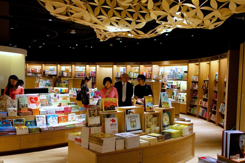 点击大图看下一张：台湾诚品书店图片